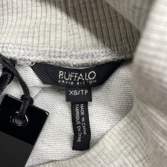 Buffalo David Bitton NWT Ripley Gray Ruffled Mock-Neck Top Size XS - Picture 9 of 13